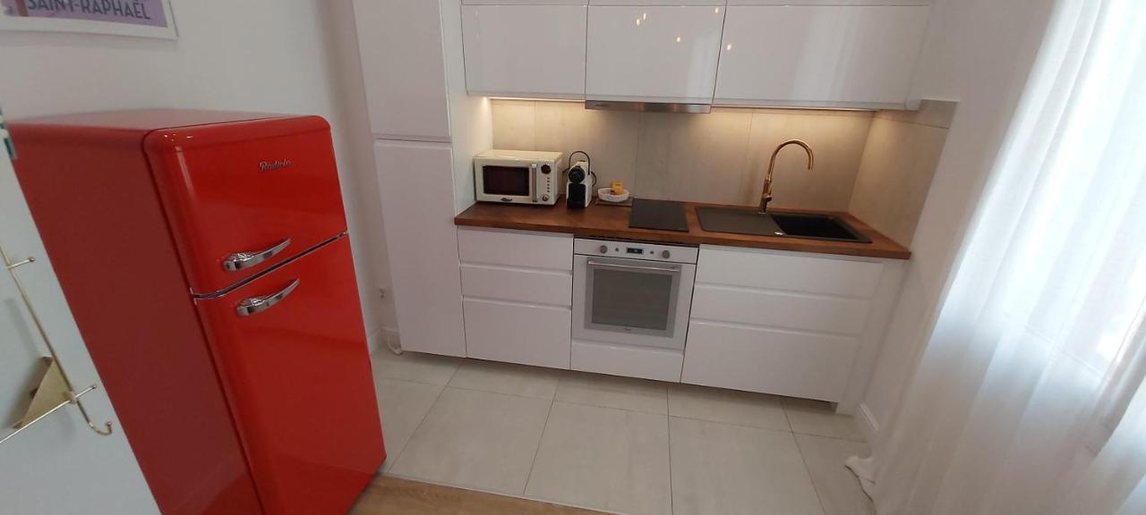 123 Sadi Carnot, Classe 2 Etoiles Сен-Рафаэль Экстерьер фото
